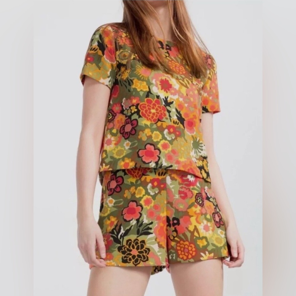 Zara 70's Trafaluc Collection Floral Romper Playsuit Sz XS